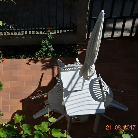 Villa Casa Lia Marina Di Carrara Esterno foto