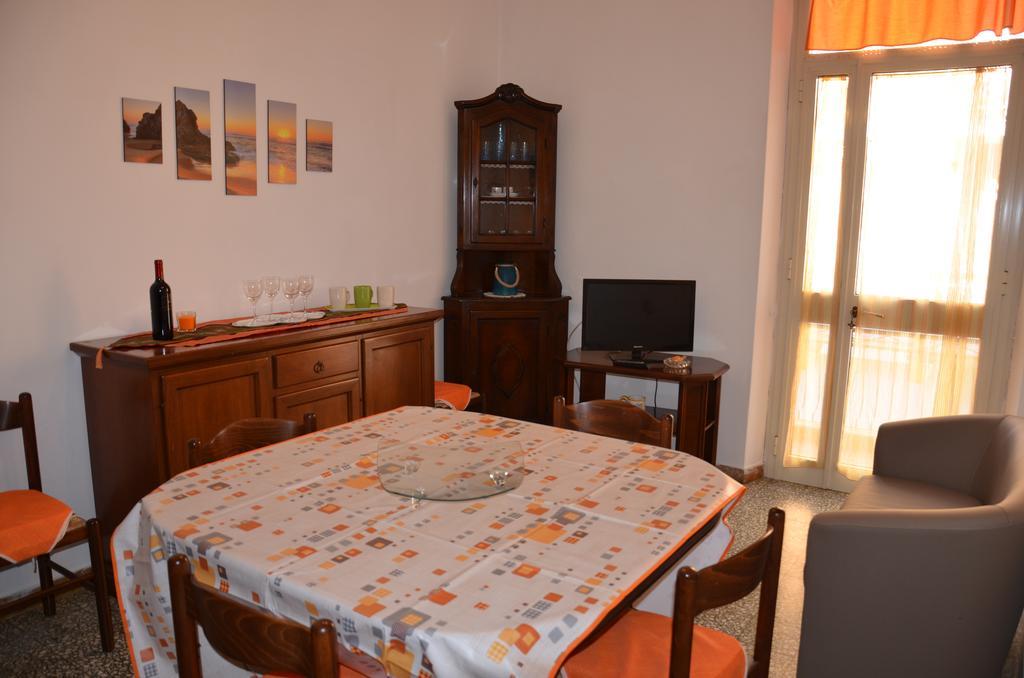 Villa Casa Lia Marina Di Carrara Esterno foto